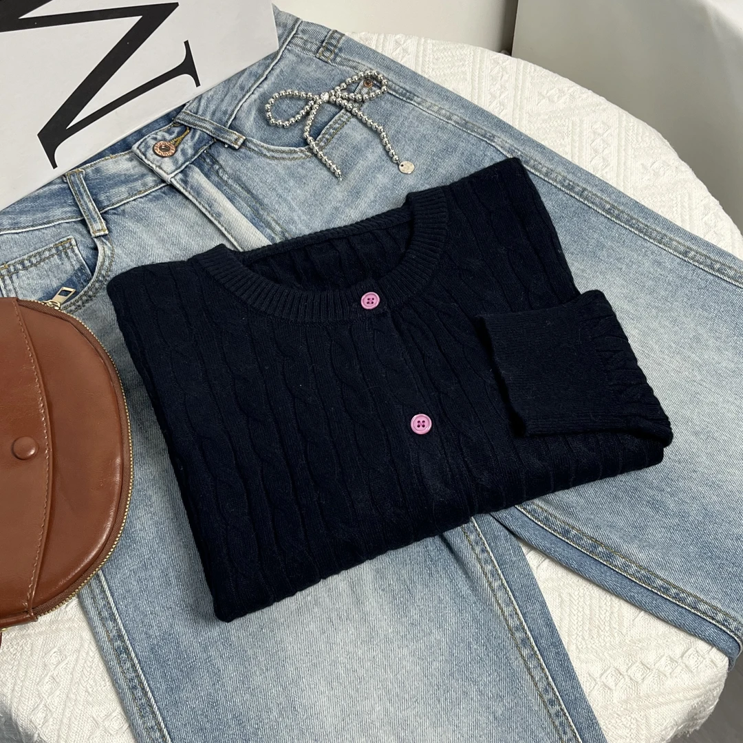 清-汤圆吖圆领套头字母款针织开衫292799