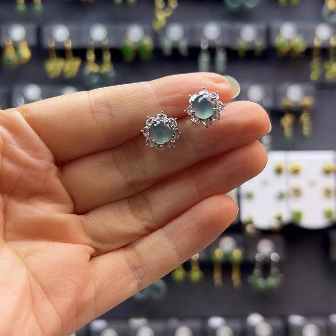 翡翠足银镶嵌耳饰通体纯银天然a货蓝水翡翠耳钉