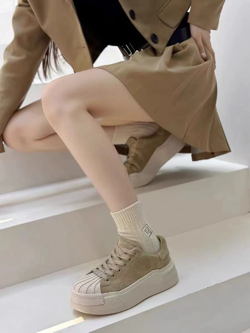 2025新款厚底增高贝壳头系带复古风休闲板鞋81-207