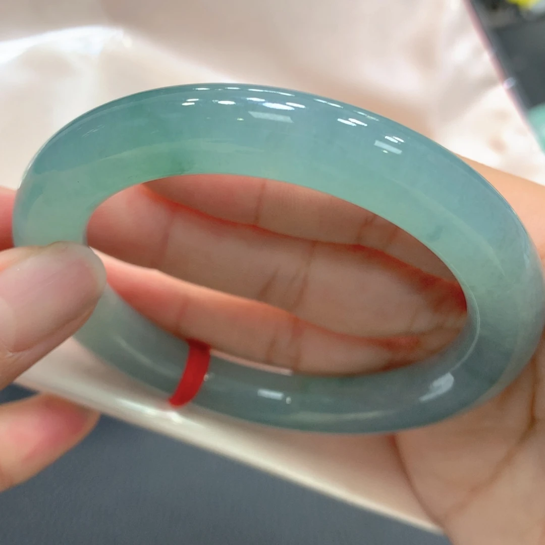 翡翠未镶嵌手镯13