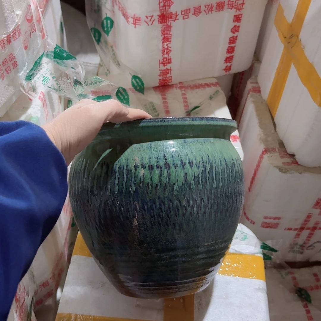 绿色竖纹陶盆一个装口24高23