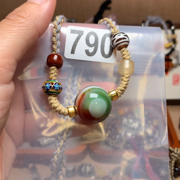 未镶嵌其他玛瑙/玉髓