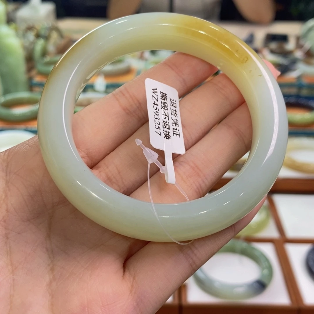 未镶嵌手镯和田玉且末高青白带糖58/59