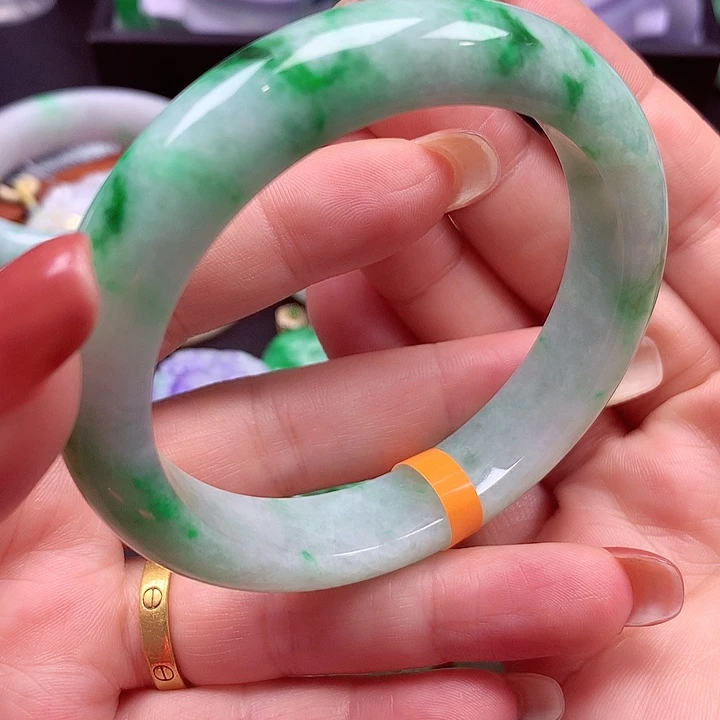 未镶嵌手镯翡翠翡翠手镯