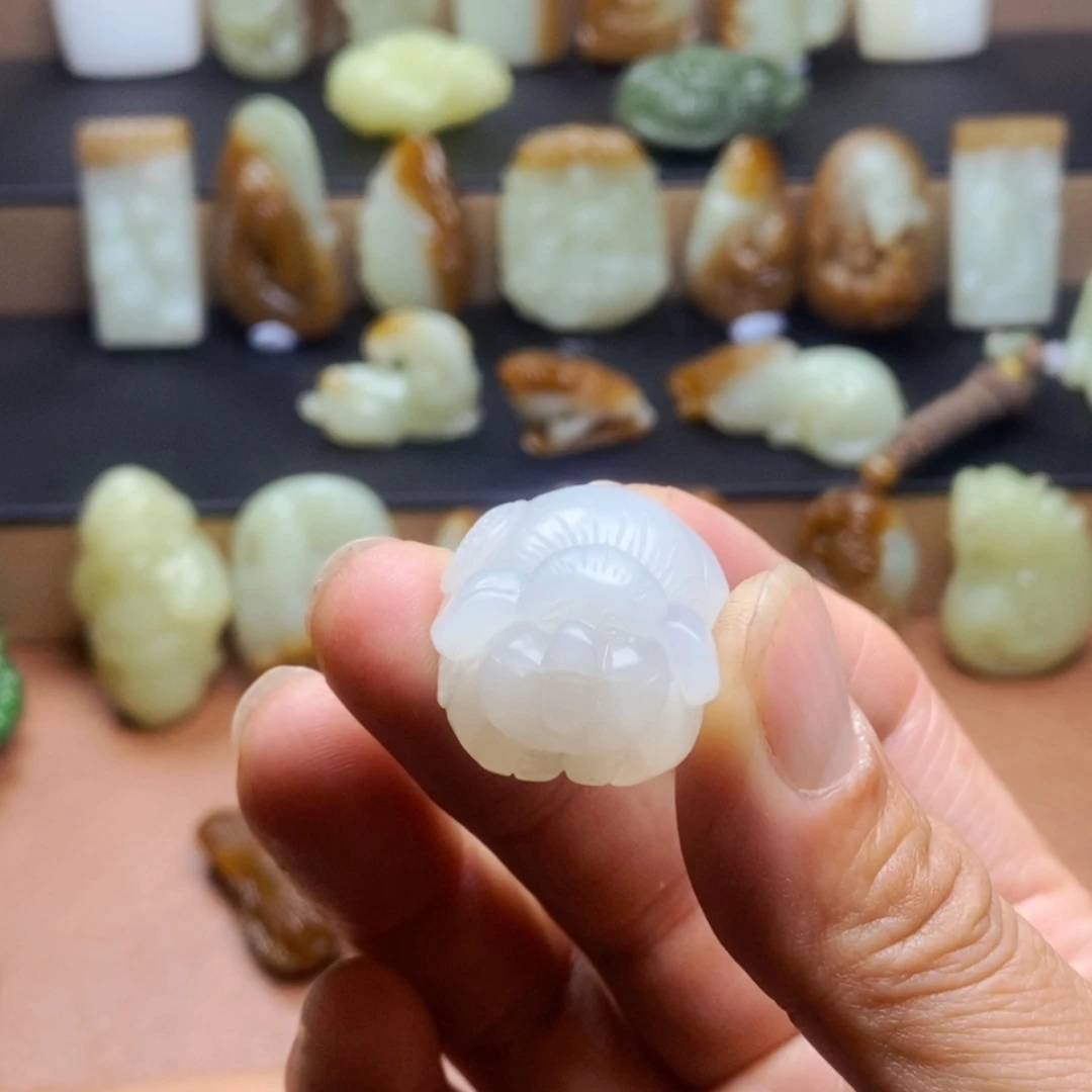 和田玉未镶嵌吊坠(不含链)