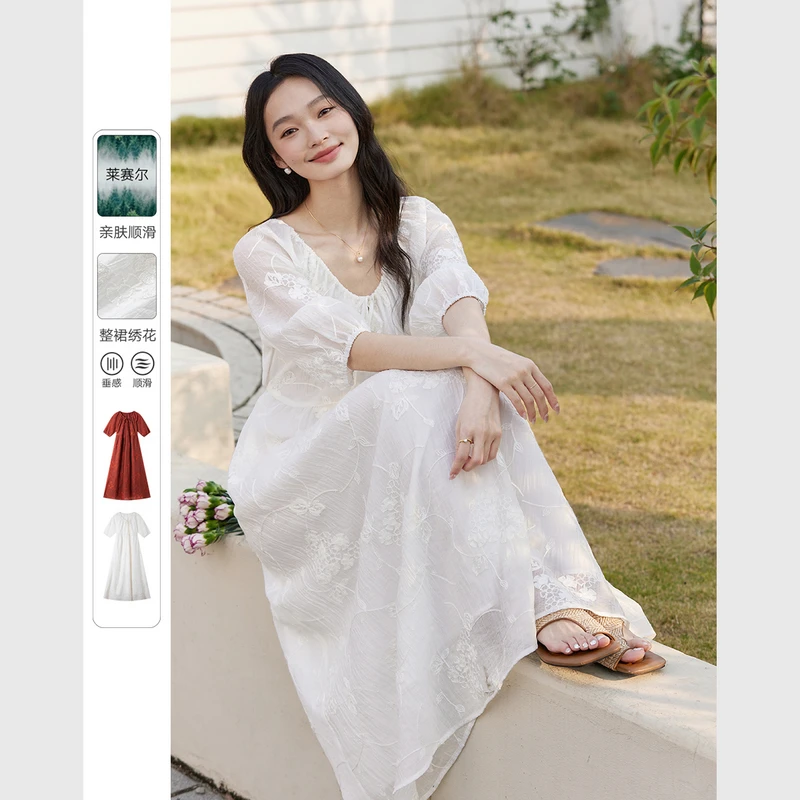 *含莱赛尔绣花设计连衣裙春夏款法式优雅七分袖A字裙A0573