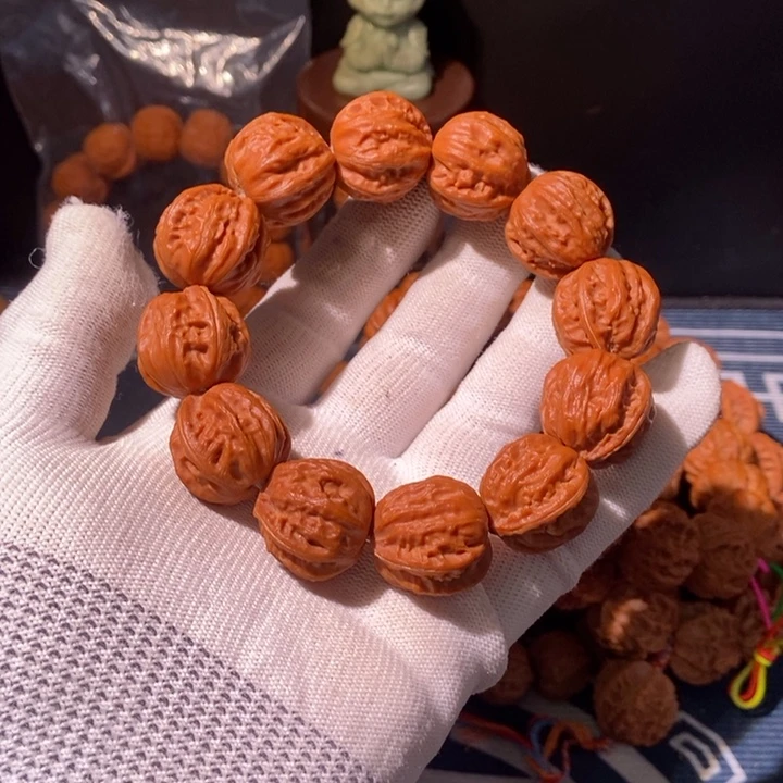 手串文玩核桃……44