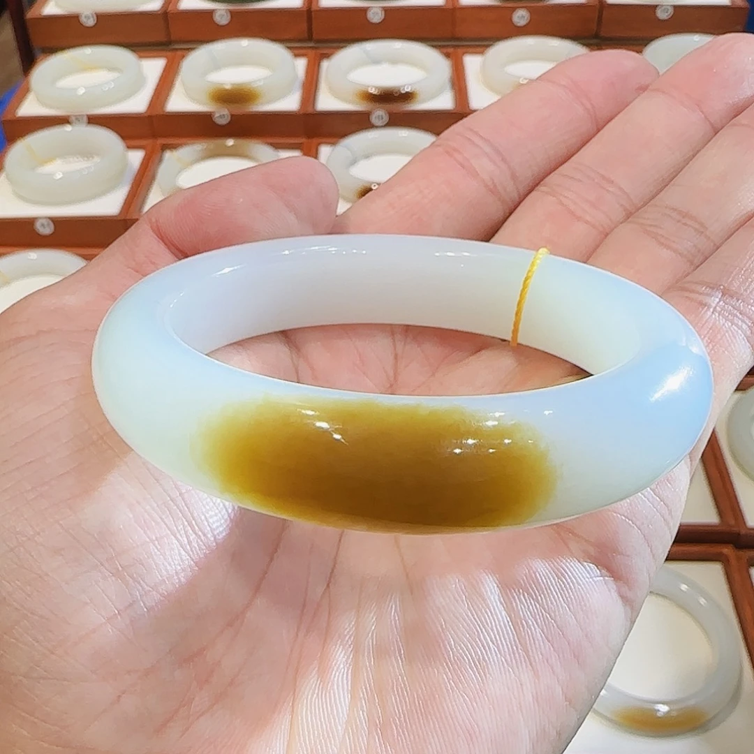 和田玉未镶嵌手镯且末一口老红糖59 60