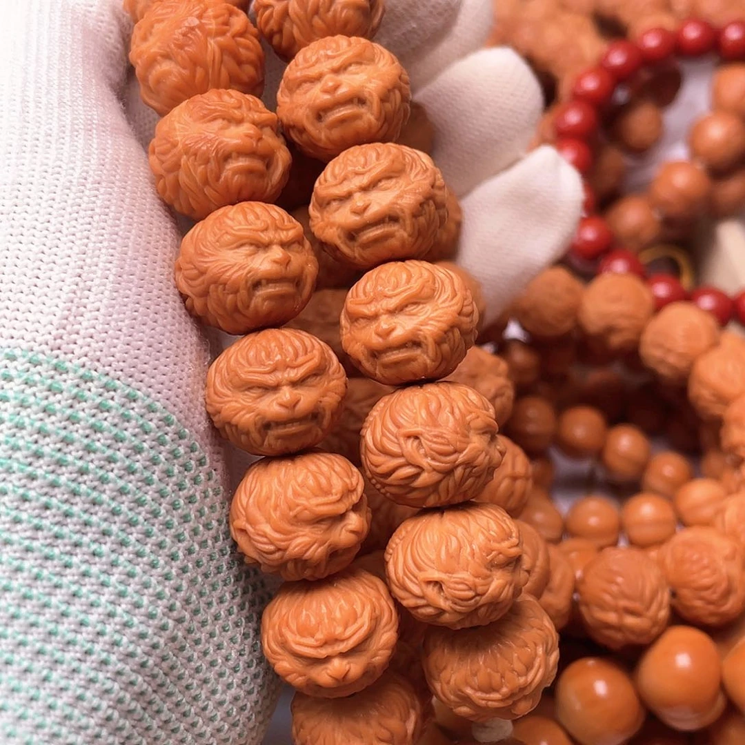 吊坠猴头核桃余****己大圣