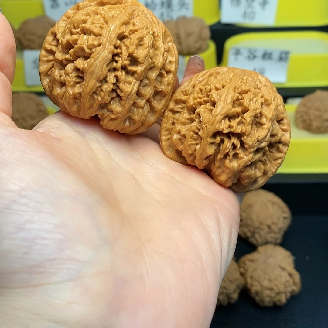 文玩核桃把件成*粗筋