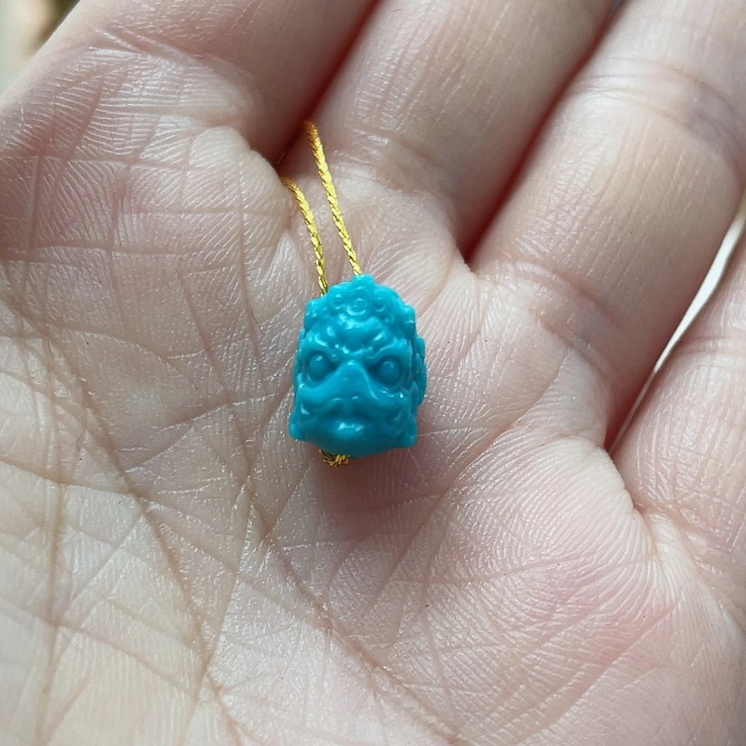 绿松石颈饰未镶嵌