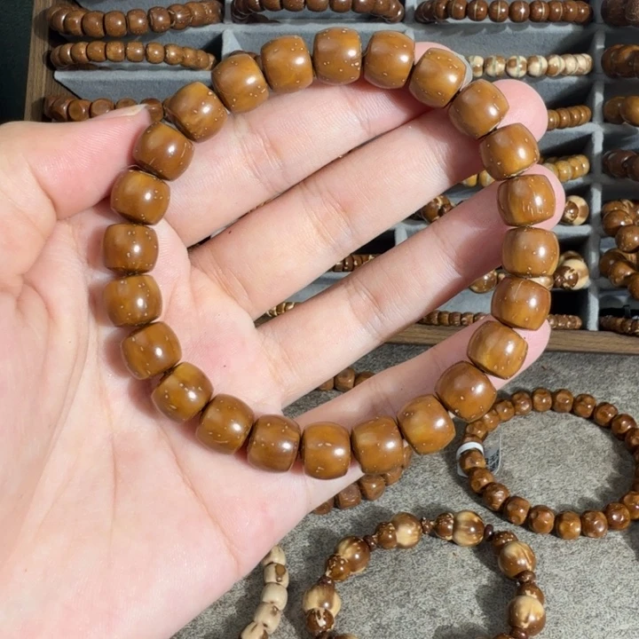 紫金鼠手串10*9咖黄流沙直切实心