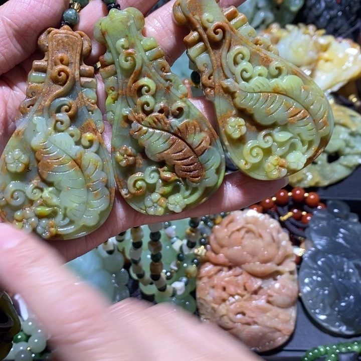 岫玉岫玉吊坠未镶嵌