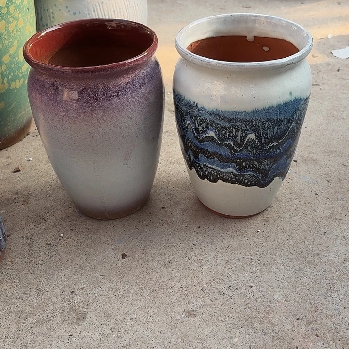 口13高20瑕疵两个盆子。