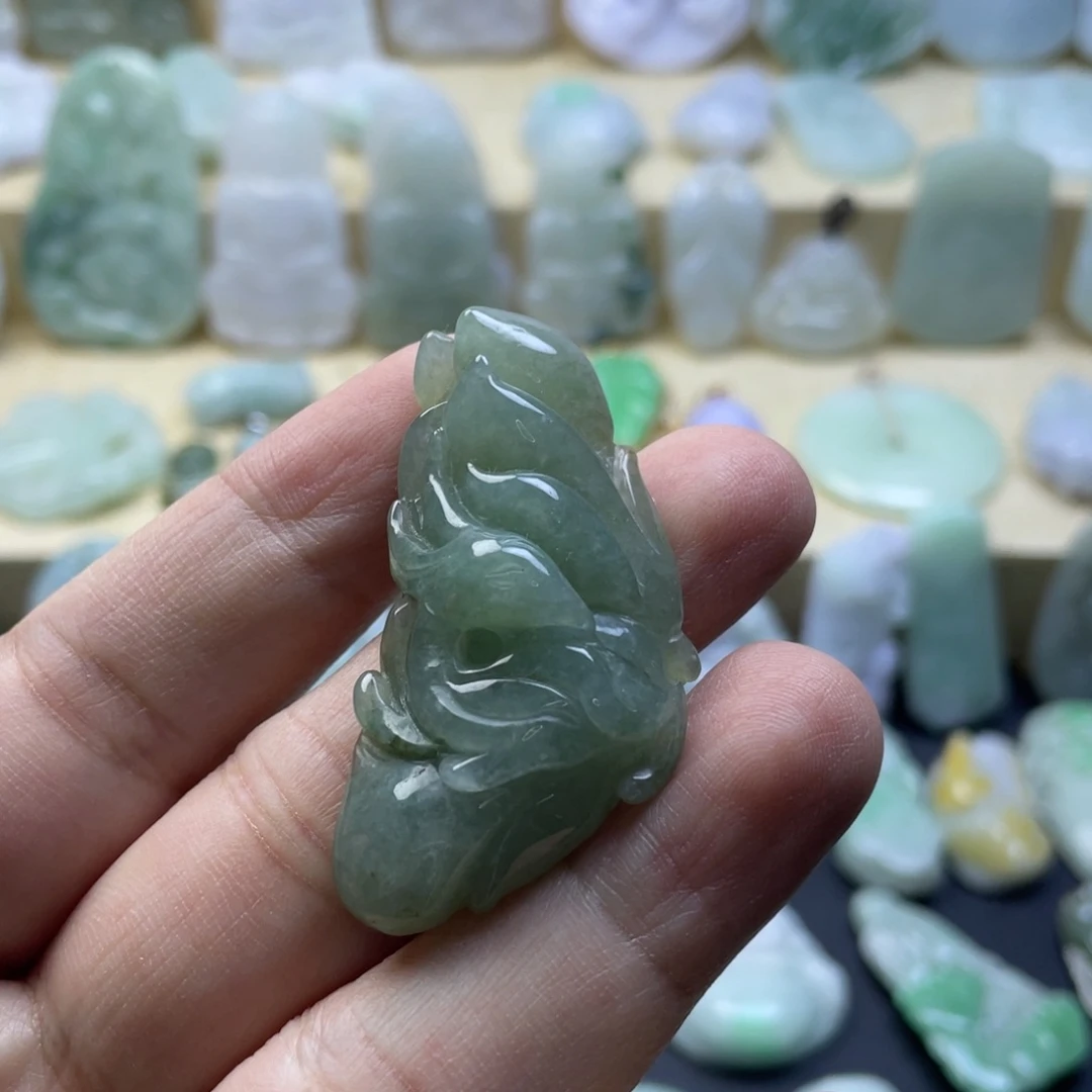 翡翠未镶嵌颈饰纯天然翡翠