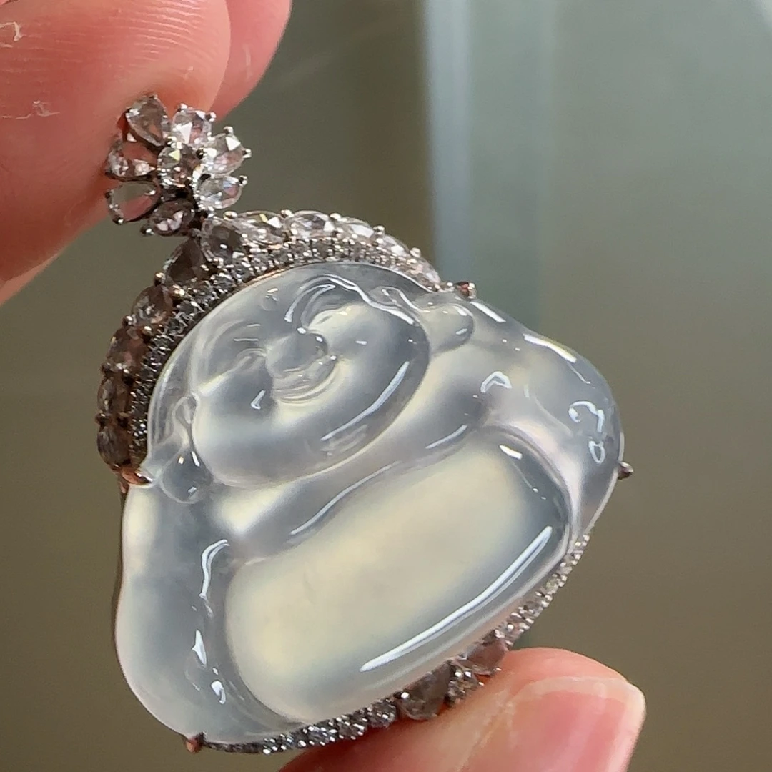 翡翠18K金镶嵌颈饰天然翡翠