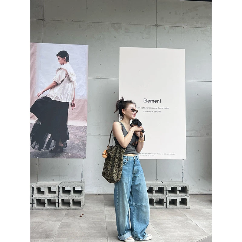 韩系通勤风修身显瘦无袖吊带背心外穿上衣复古小众高腰牛仔裤套装