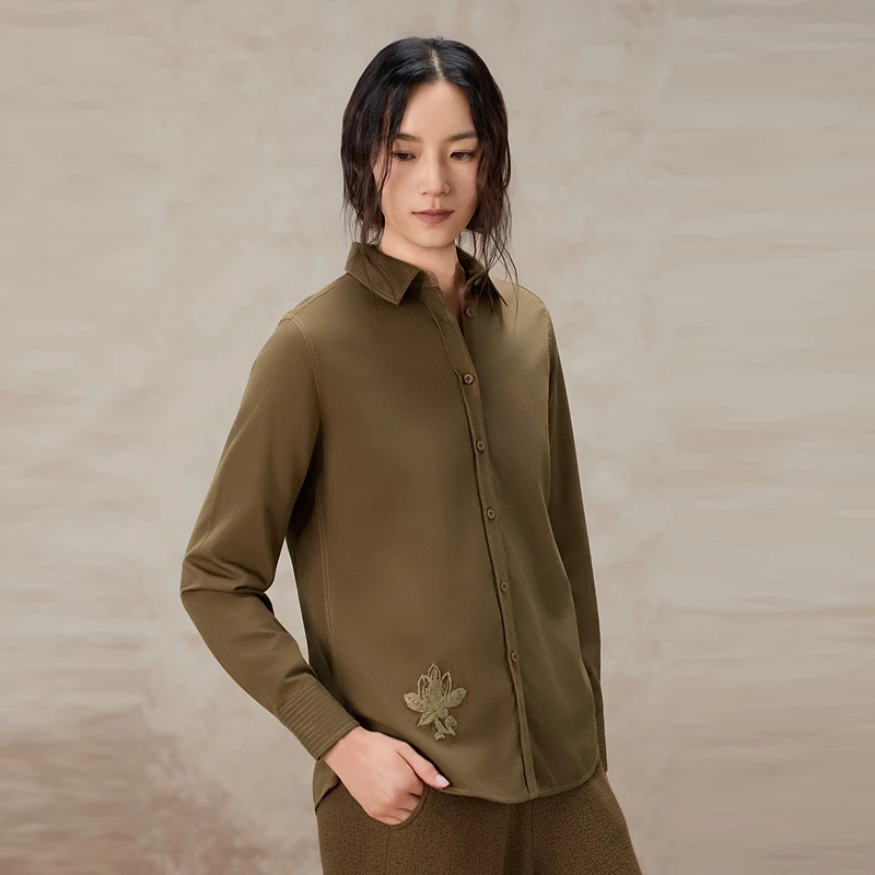 EXCEPTION例外冬季植物绣花工艺经典小方领修身衬衫AB25-V1F01
