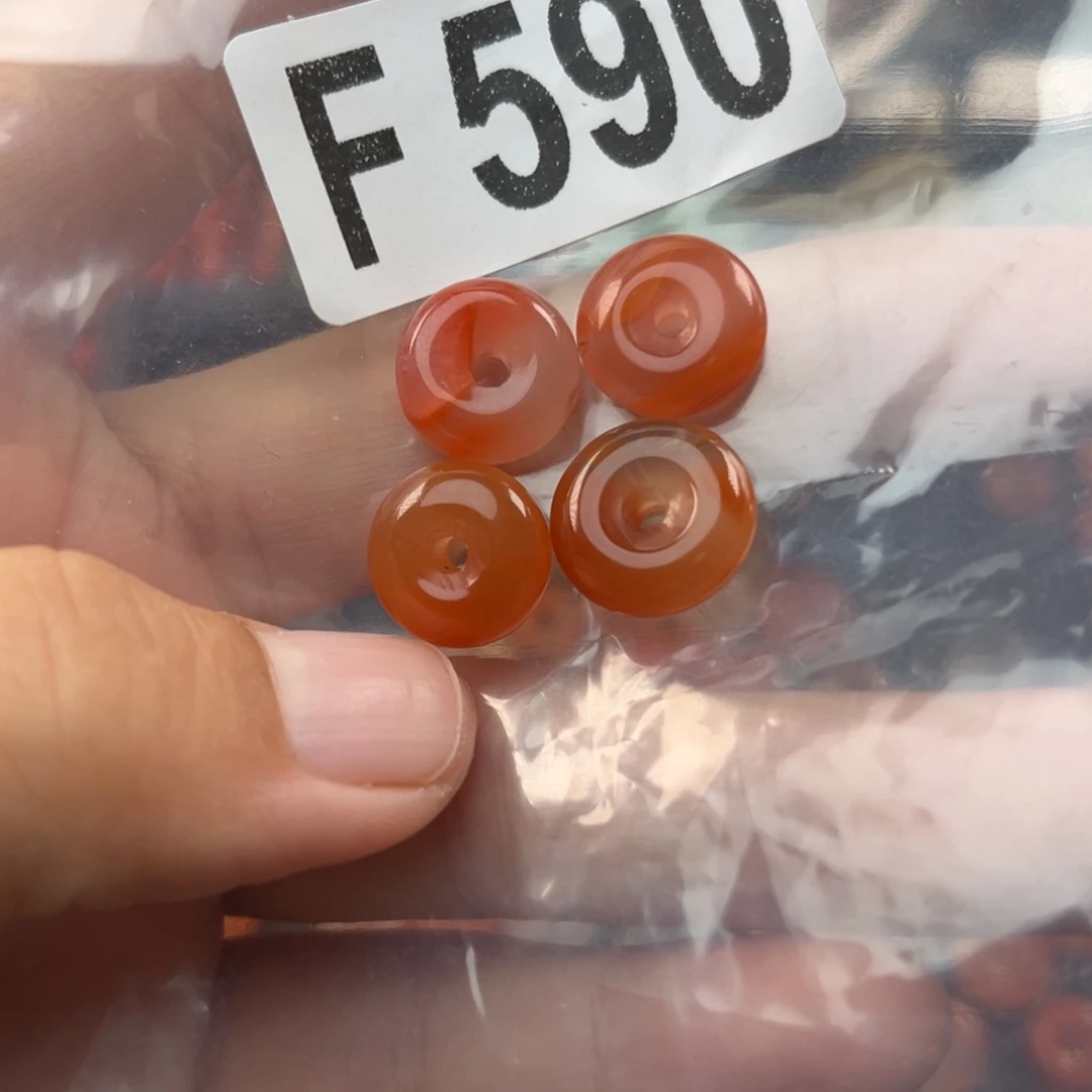 南红玛瑙未镶嵌珠宝奇石