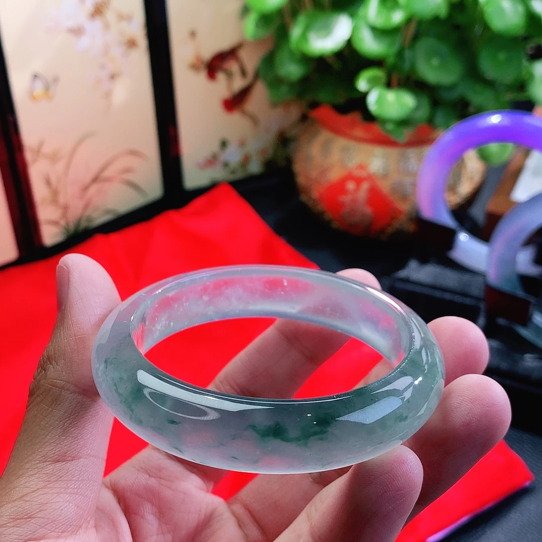 未***品翡翠未镶嵌手镯正圈
