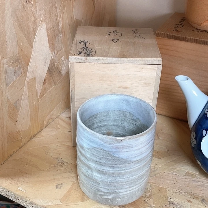 瓷片执**生001 一人直播，看品直播间说序号