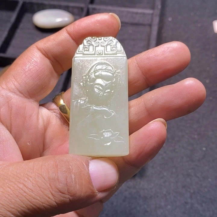 未镶嵌和田玉挂件