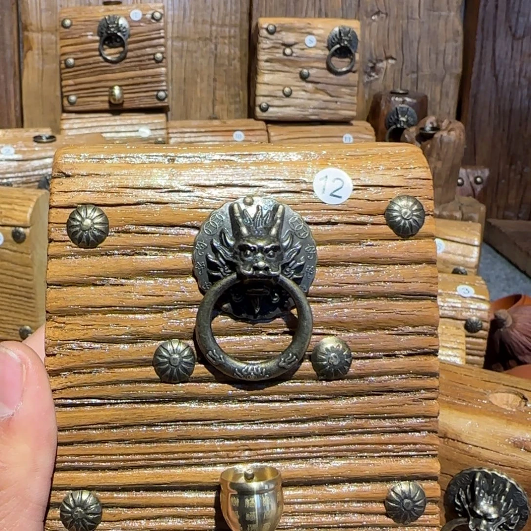 范***萨木风化倒流香一物一拍