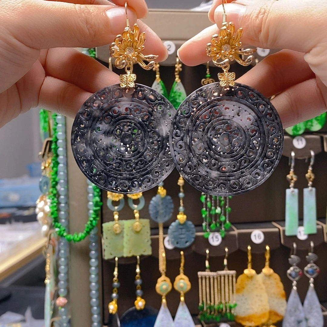 未镶嵌翡翠耳饰翡翠