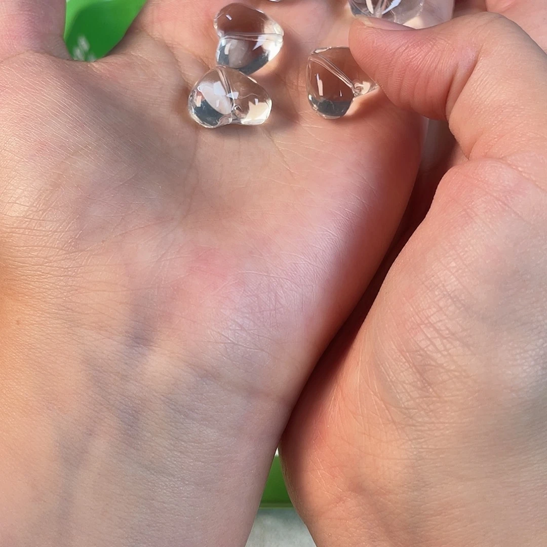 无非金属手串白水爱心5颗