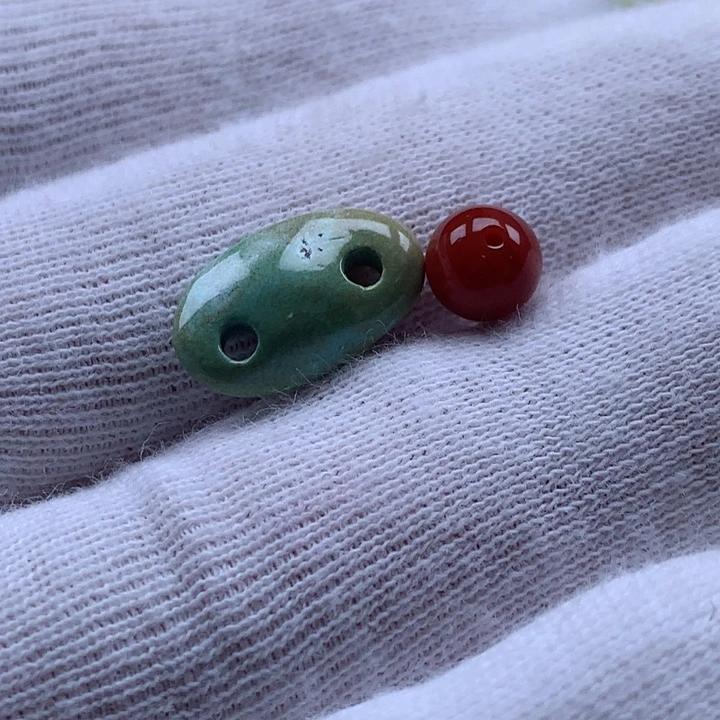 南红玛瑙未镶嵌珠宝奇石