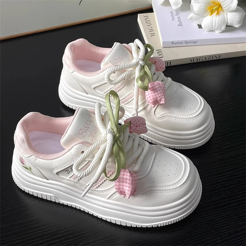 粉色郁金香休闲小白鞋女2025秋季新款百搭学生厚底透气板鞋ins风