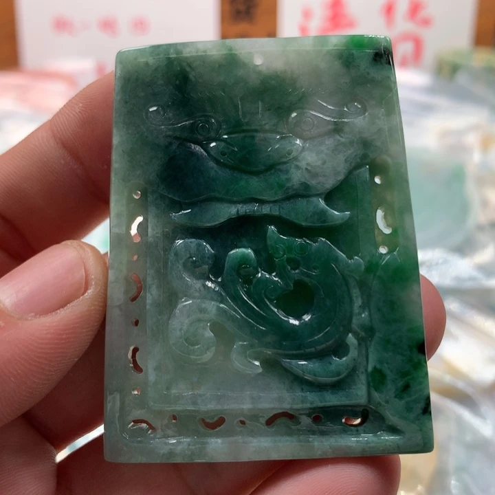 翡翠未镶嵌颈饰保真天然a货翡翠