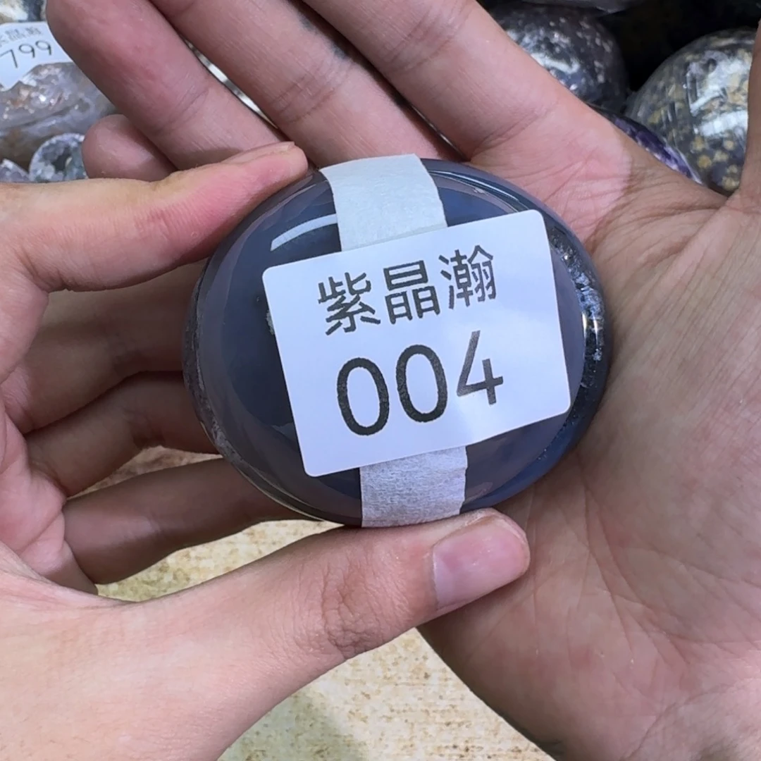未镶嵌水晶大型摆件(非配饰)呆***?