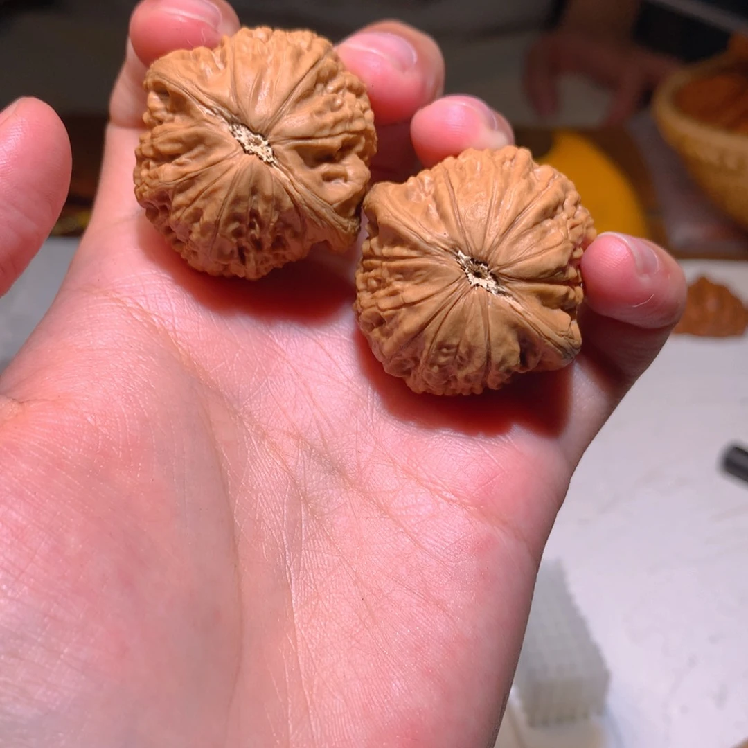 文玩核桃吊坠哏*哒37尺铁锤s11