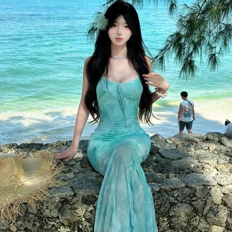 繁花优品超仙纯欲风蕾丝拼接绝美设计感吊带连衣裙夏季新款显瘦鱼