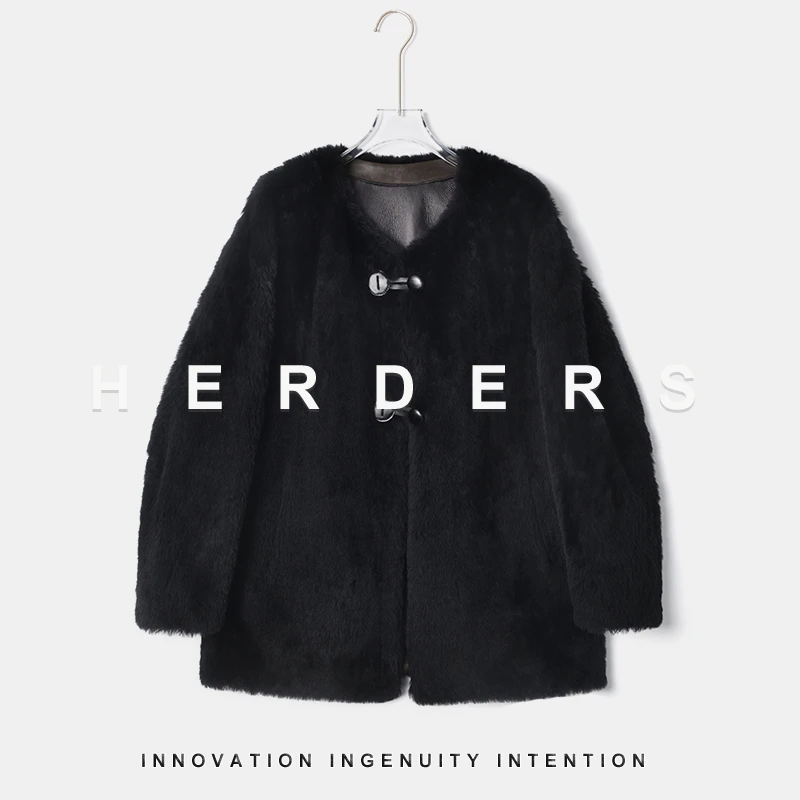 HERDERS 短款圆领纽扣款皮毛一体 255977