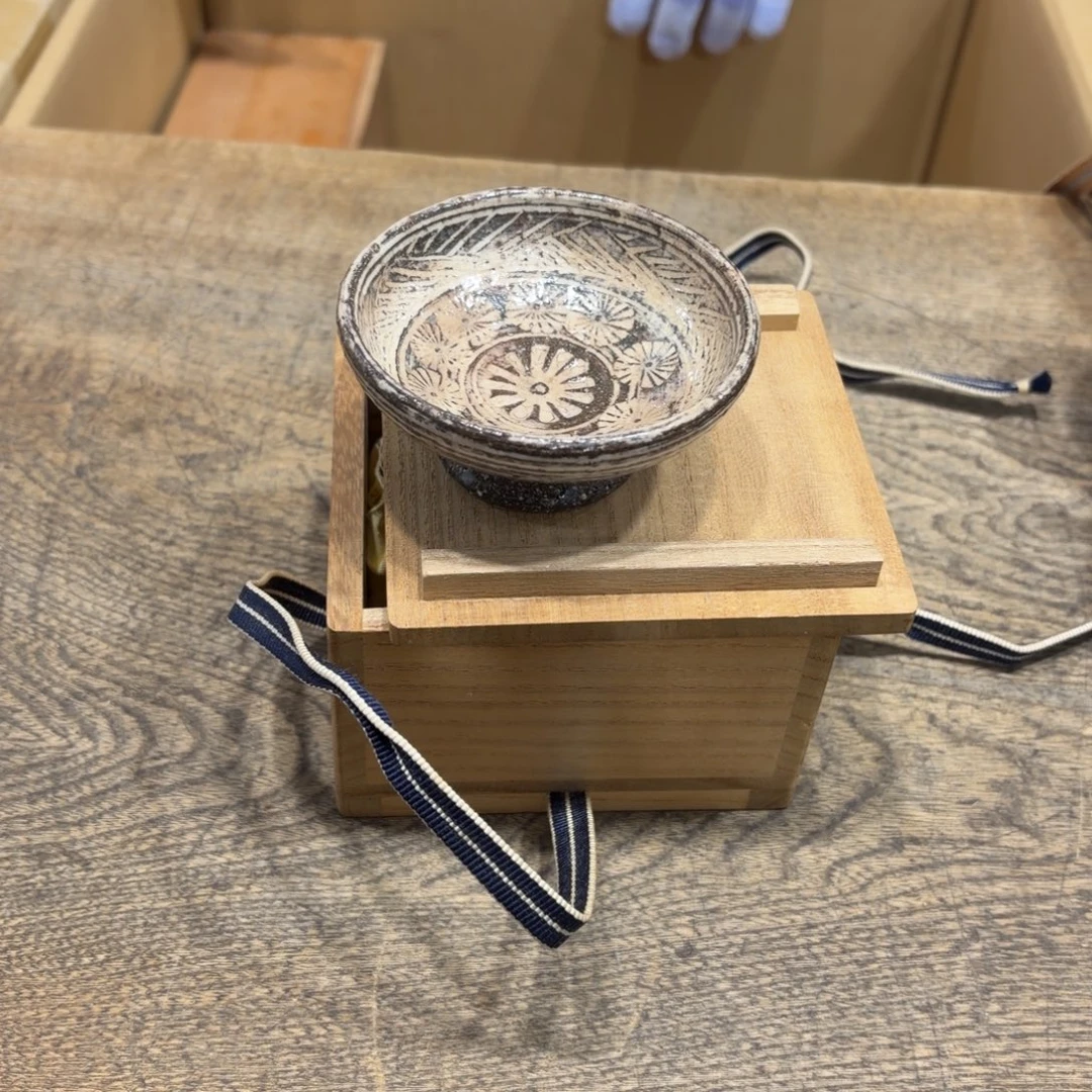 海***豚般若中古美术工艺品