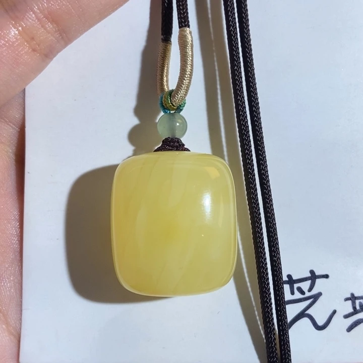 定制琥珀未镶嵌琥珀