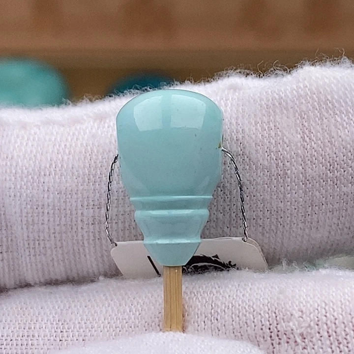 绿松石未镶嵌珠宝奇石9