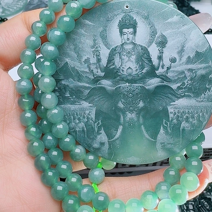 翡翠未镶嵌颈饰多样性其一