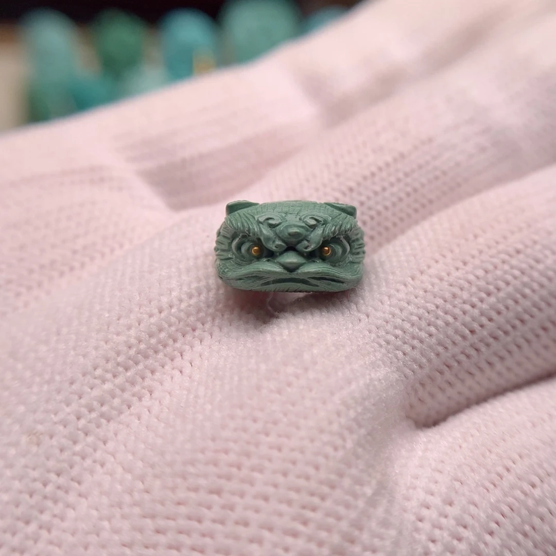 绿松石配饰未镶嵌