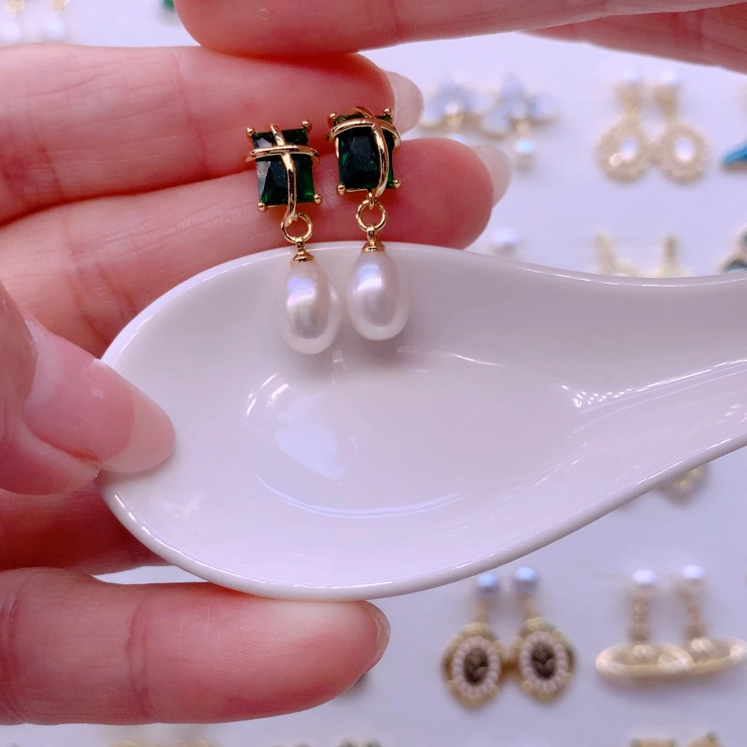 合金淡水珍珠耳饰