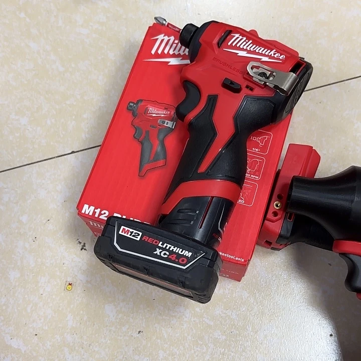 起义机加4.0电池包邮