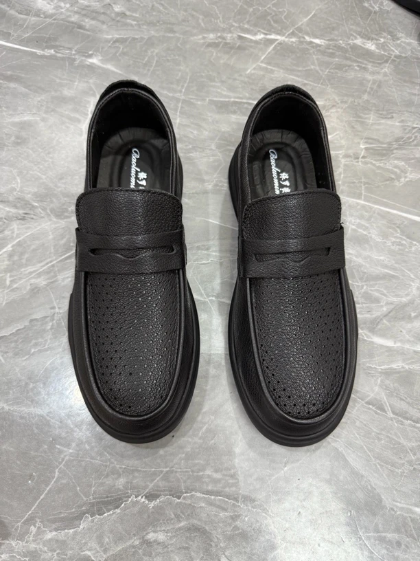 夏季头层羊皮打孔一脚蹬