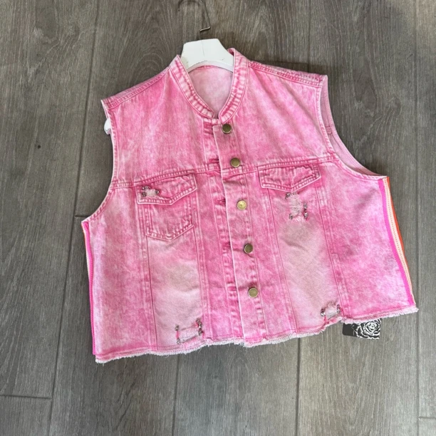 【周周家】 短款时尚休闲百搭减龄粉色牛仔马甲上衣