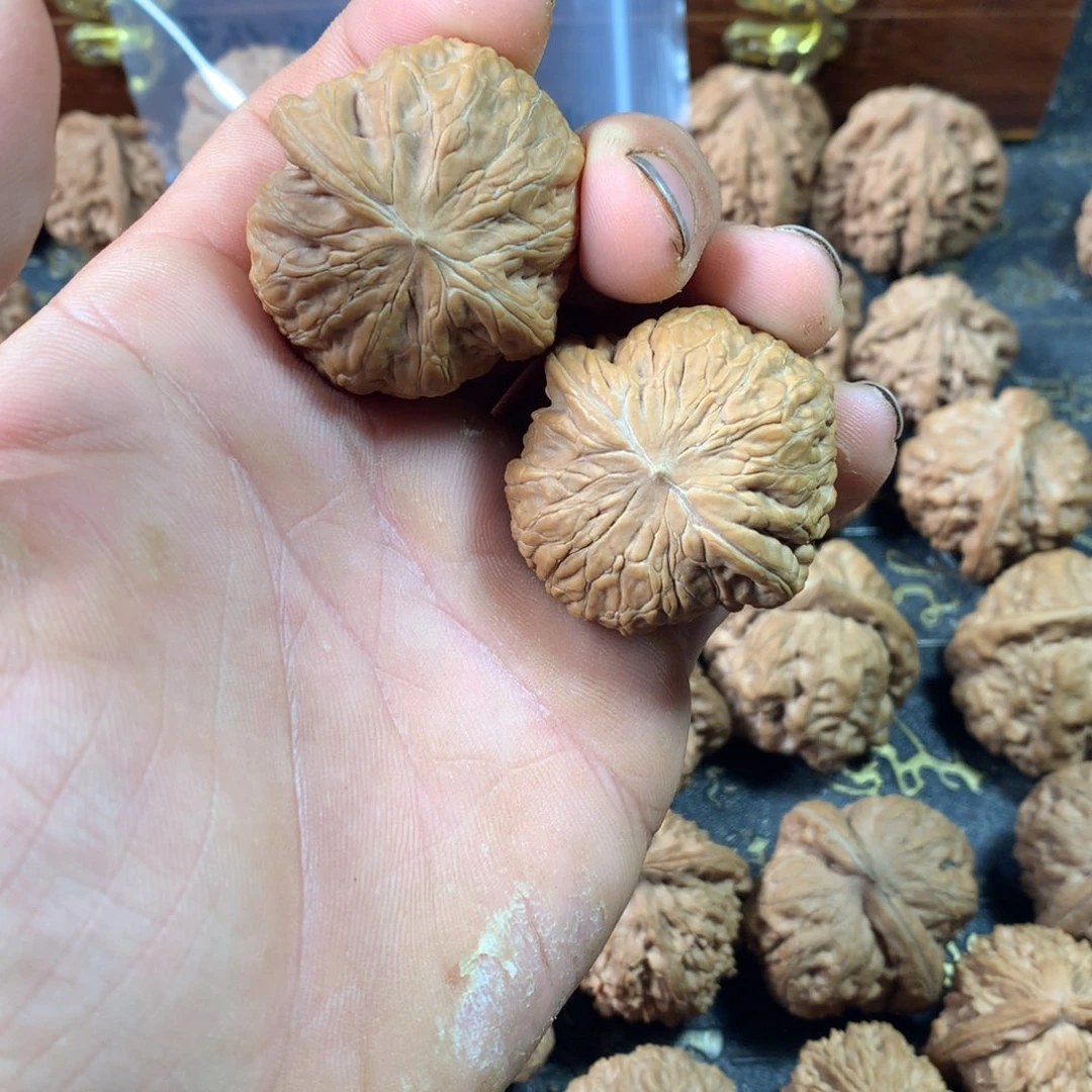 猴头核桃吊坠文玩核桃铁锤狮子头40