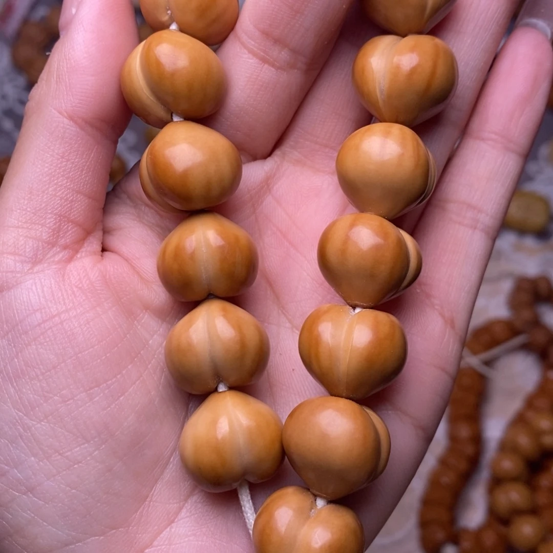 把件猴头核桃屁桃大