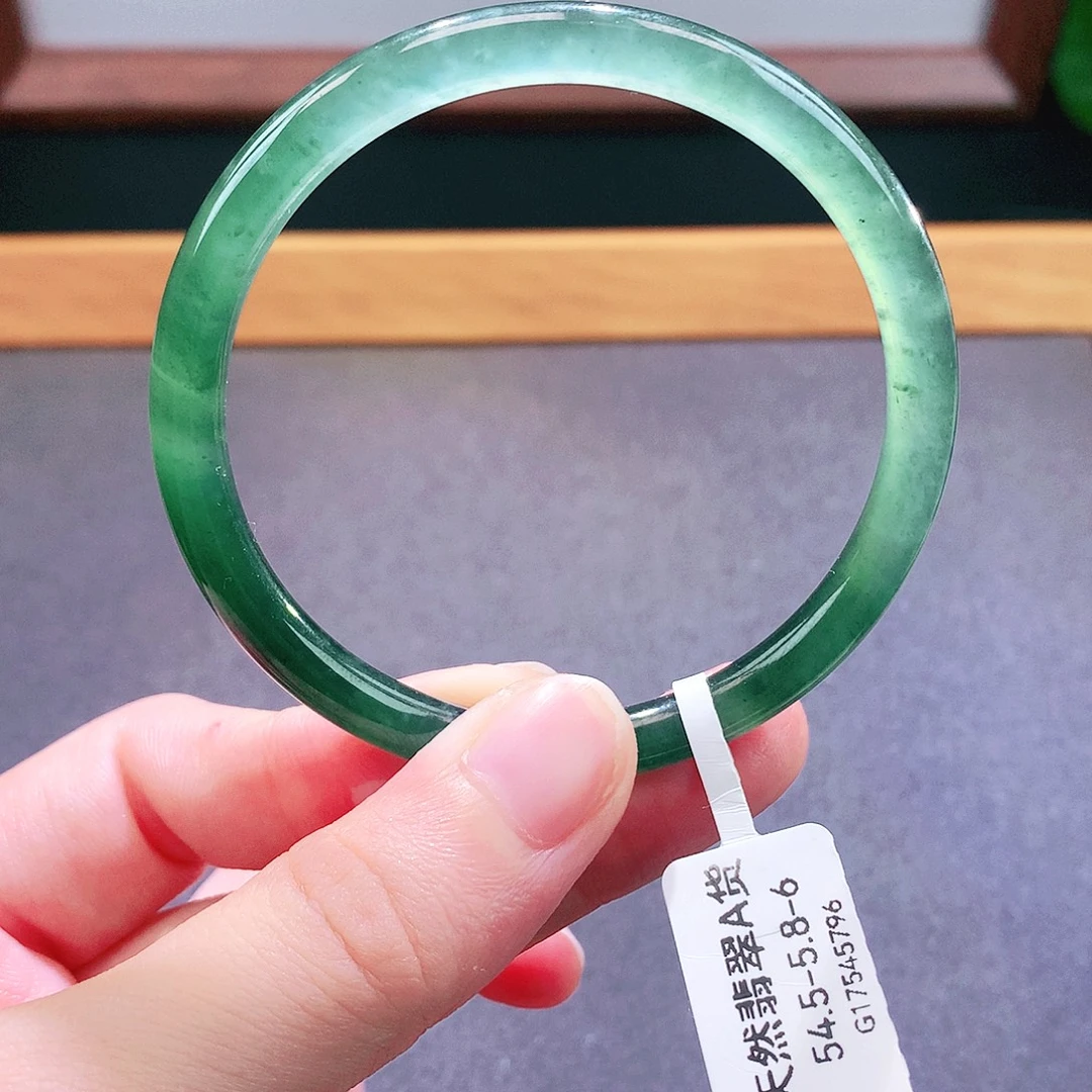 未镶嵌手镯翡翠天然翡翠