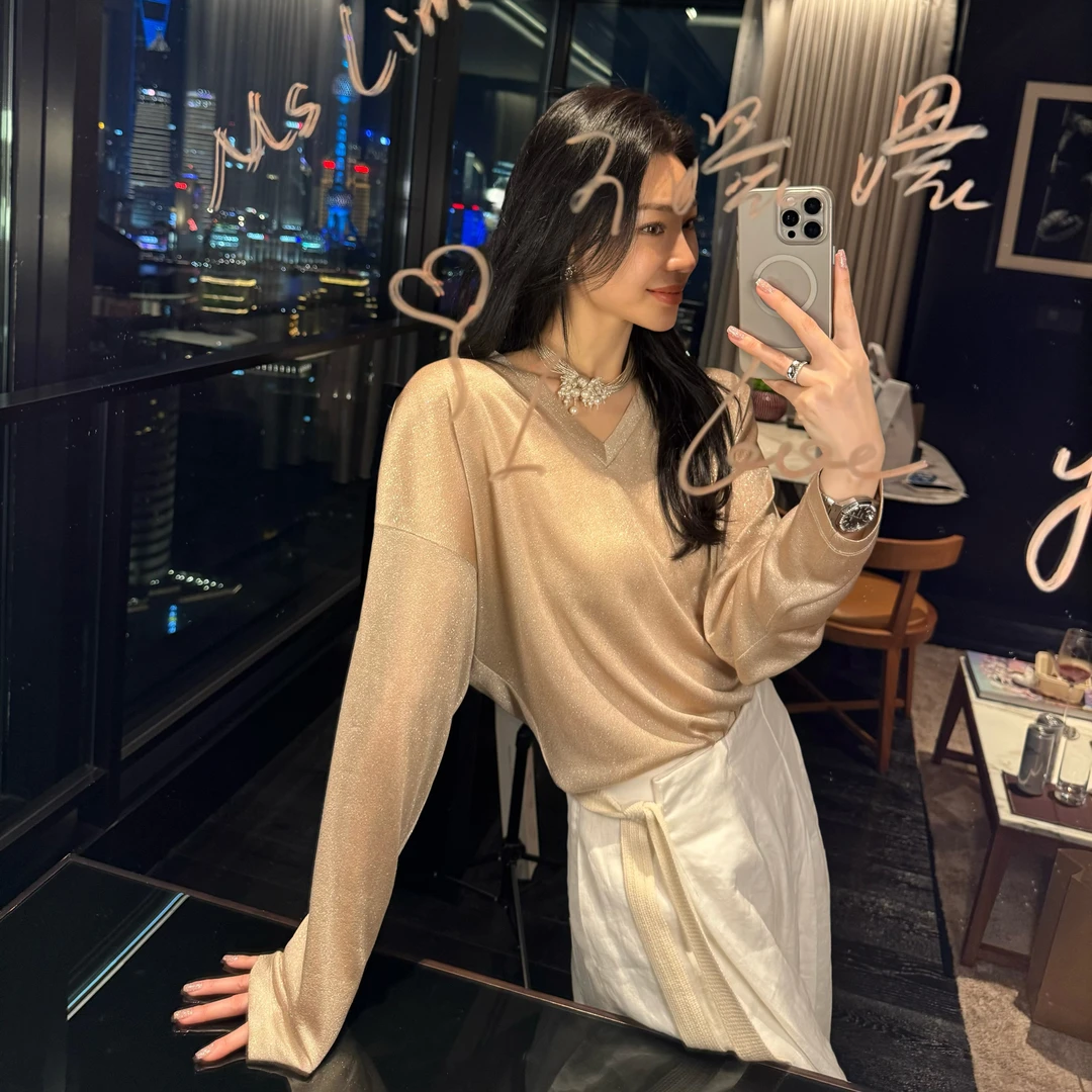 王嬛嬛MsLime25年春款【时光】双色V领长袖 HD2A0706