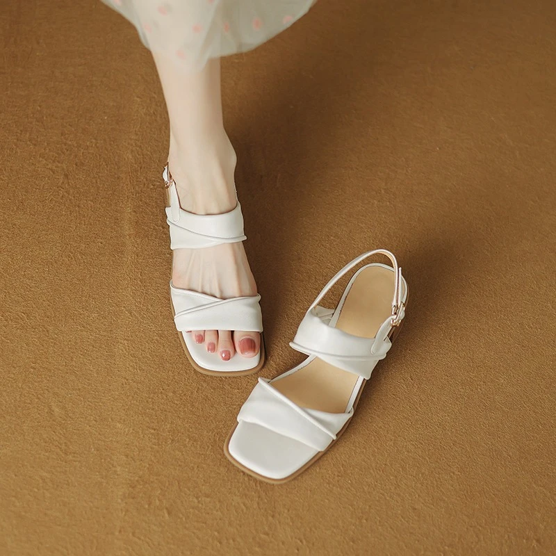 软皮软底法式方头露趾凉鞋女夏季外穿2025新款舒适百搭粗高跟凉鞋